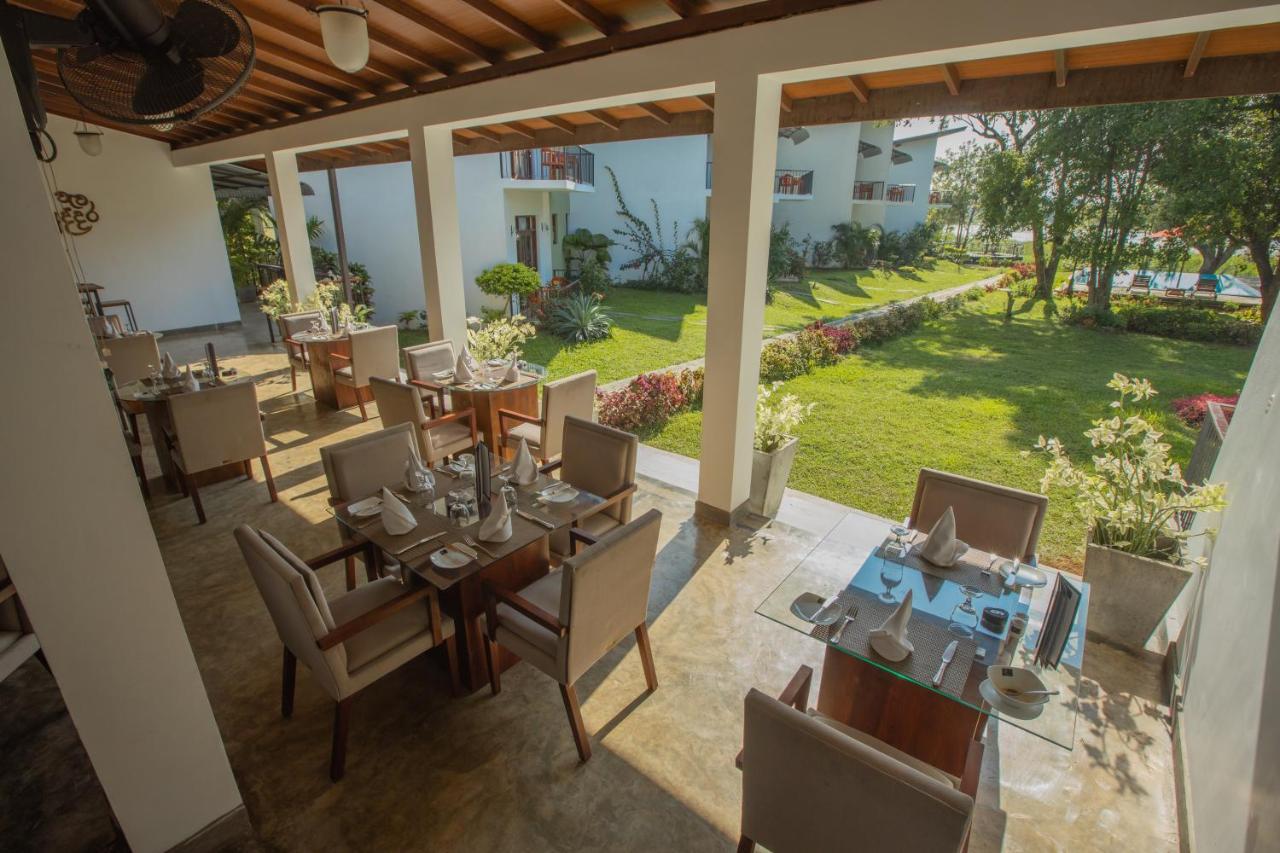Sigiriya Wewa Addara Hotel - Hotel By The Lake Εξωτερικό φωτογραφία