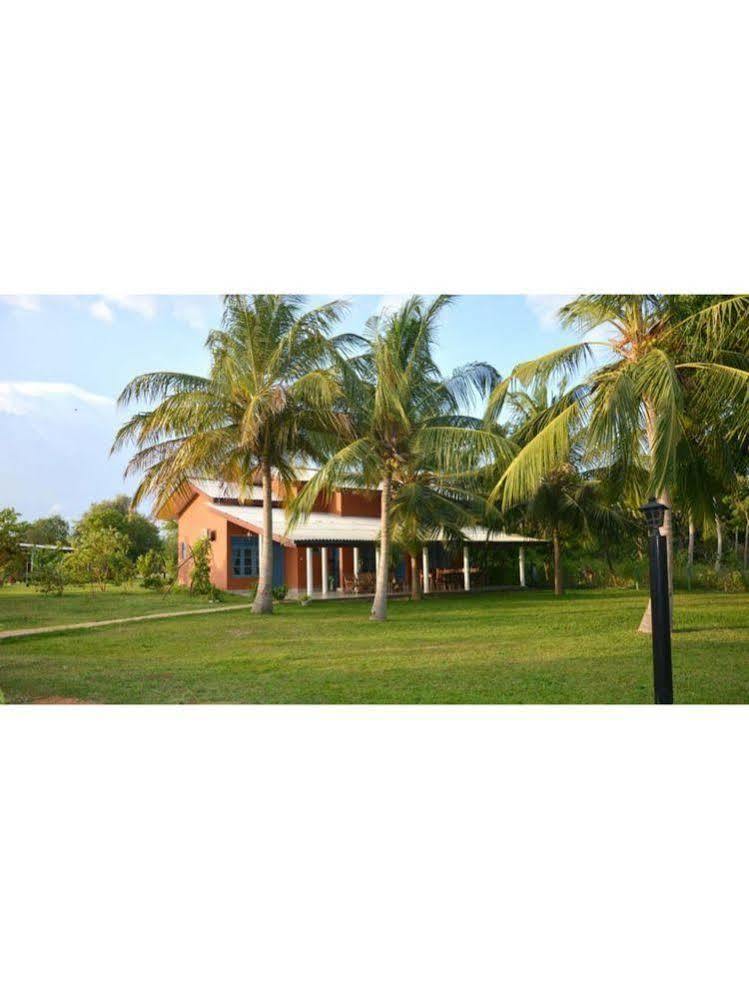 Sigiriya Wewa Addara Hotel - Hotel By The Lake Εξωτερικό φωτογραφία