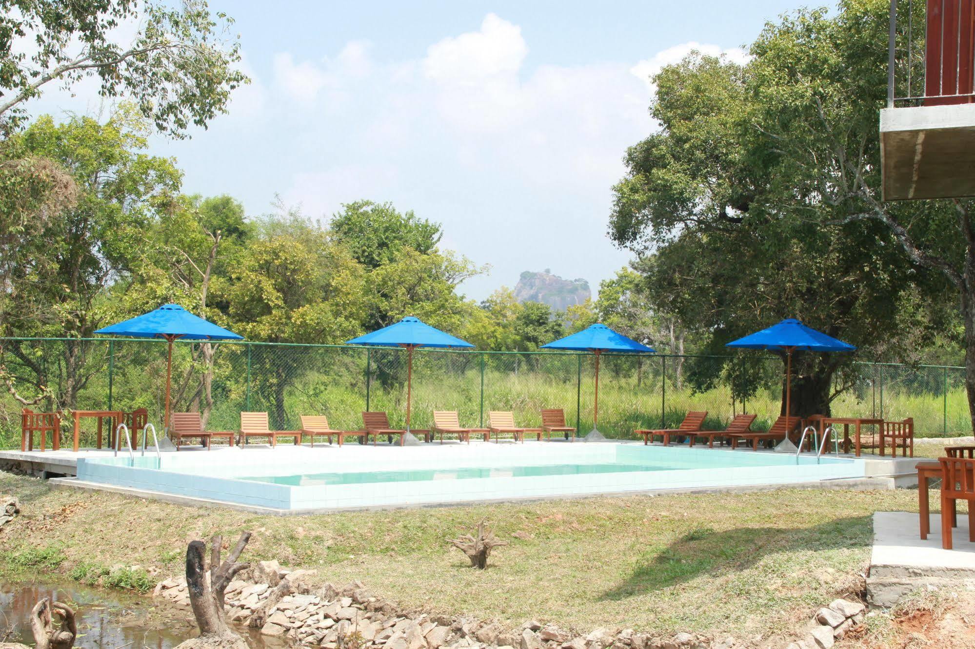 Sigiriya Wewa Addara Hotel - Hotel By The Lake Εξωτερικό φωτογραφία
